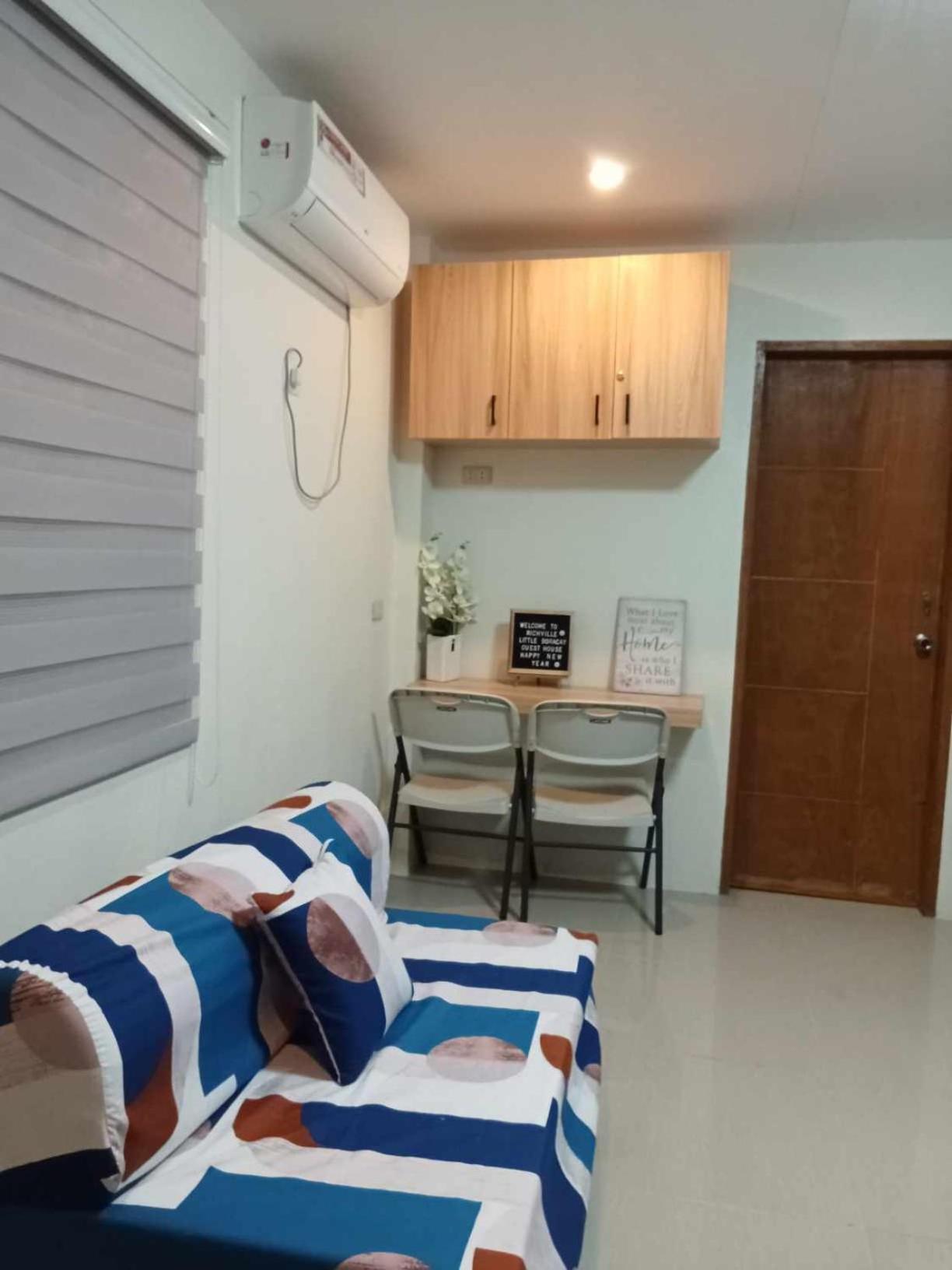 Richville Little Boracay Guest House Calatagan Εξωτερικό φωτογραφία