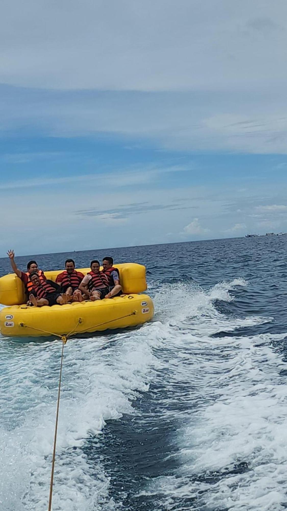 Richville Little Boracay Guest House Calatagan Εξωτερικό φωτογραφία