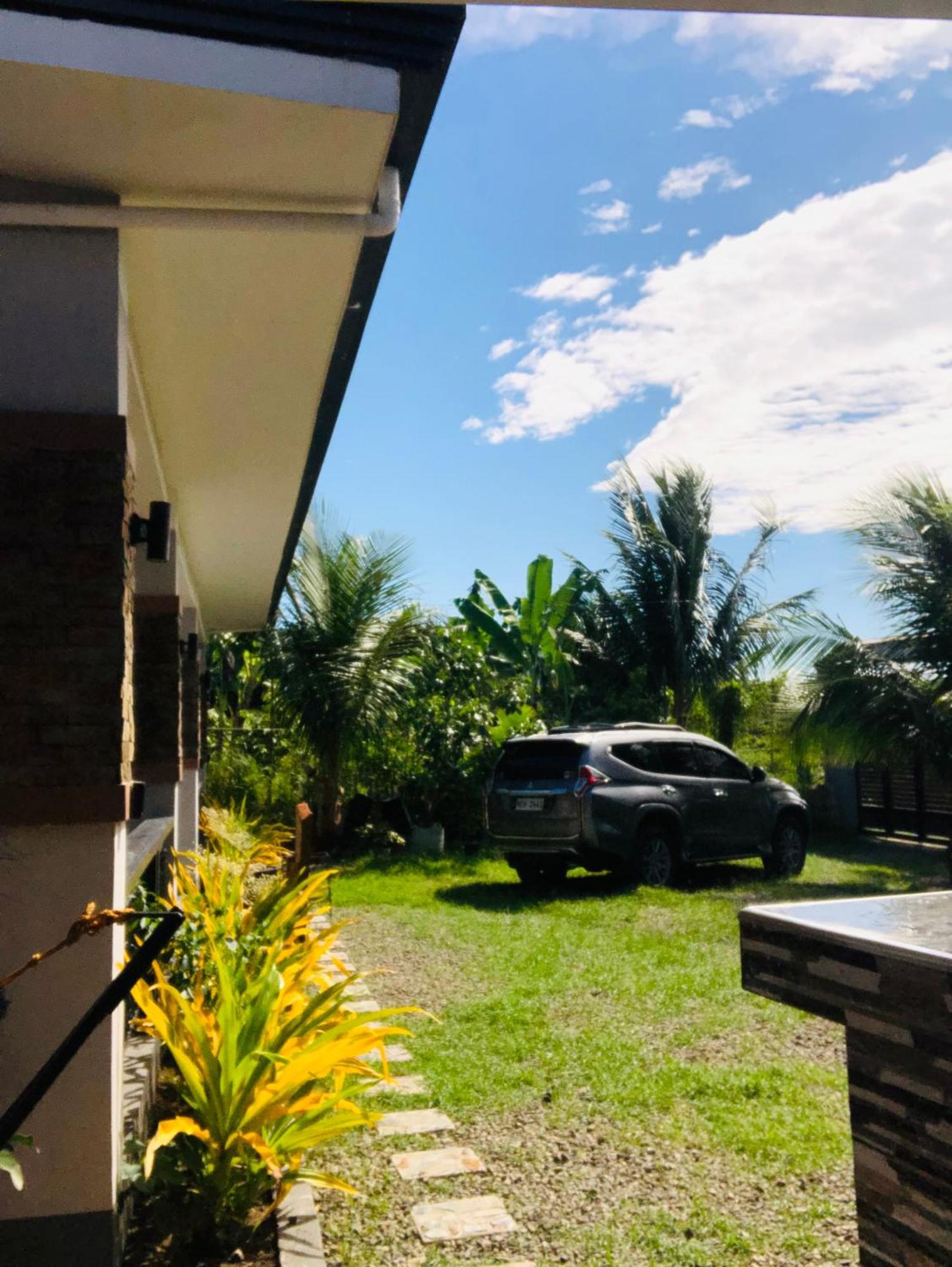 Richville Little Boracay Guest House Calatagan Εξωτερικό φωτογραφία