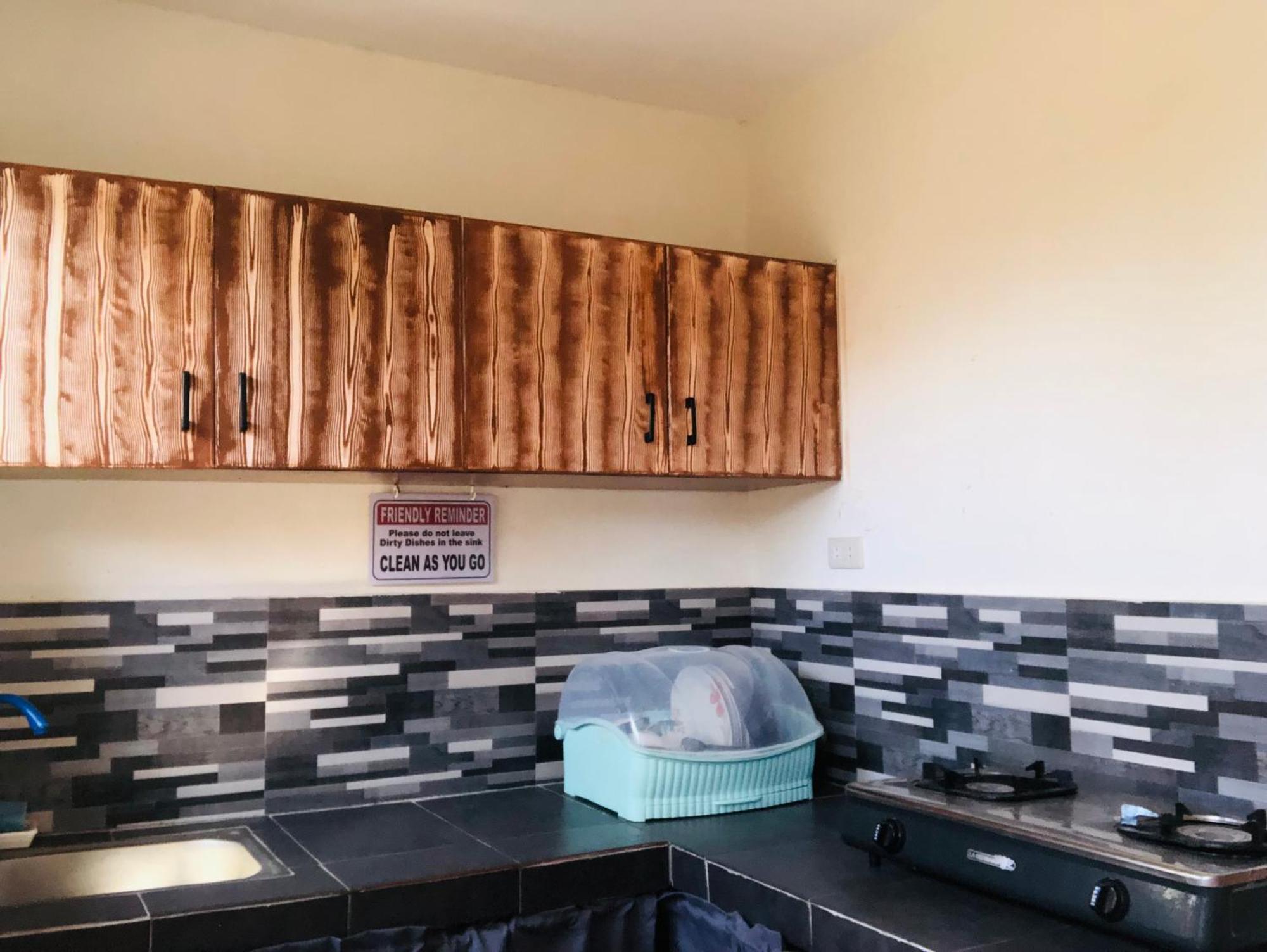 Richville Little Boracay Guest House Calatagan Εξωτερικό φωτογραφία